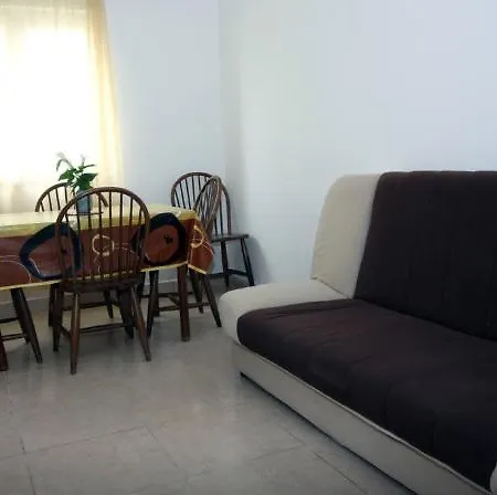 Waterfront Тисно